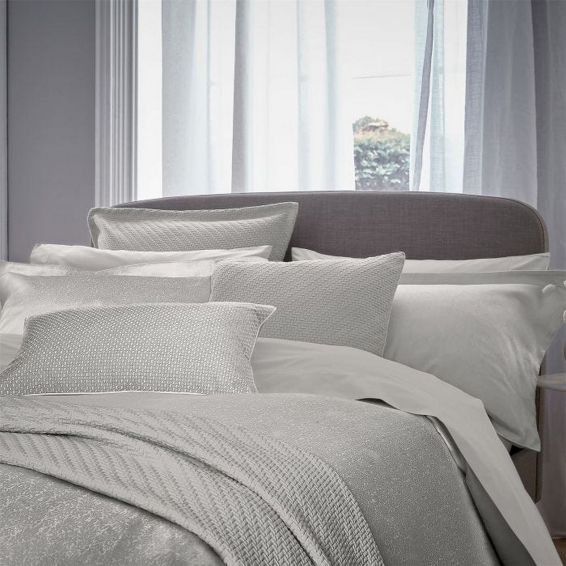 Tahra Paisley Damask Cotton Bedding in Silver Grey