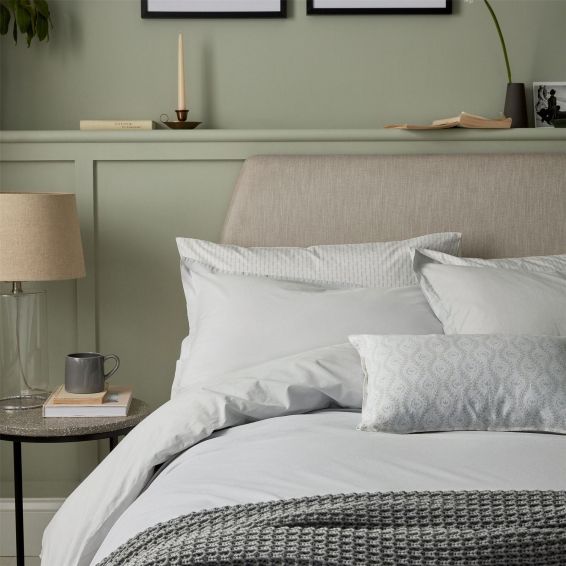 Calm Plain Cotton Bedding in Cloud Grey