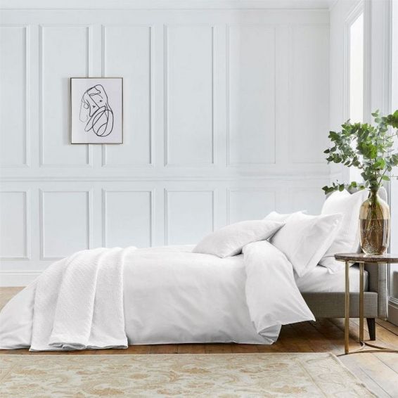 Andaz Fine Linens Egyptian Cotton Throw in White
