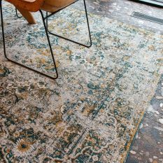 Louis De Poortere designer Bakthiari Rugs in 9127 Fener
