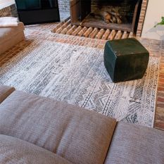 Louis De Poortere Designer Kilim Rugs in 9114 Medina White
