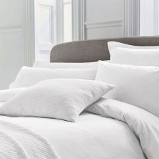 Andaz Fine Linens Egyptian Cotton Throw in White