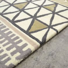 Scion Raita Rugs 24701 in Taupe