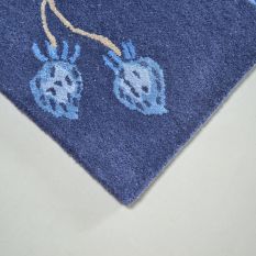 Wild Strawberry Rugs 38118 by Wedgwood