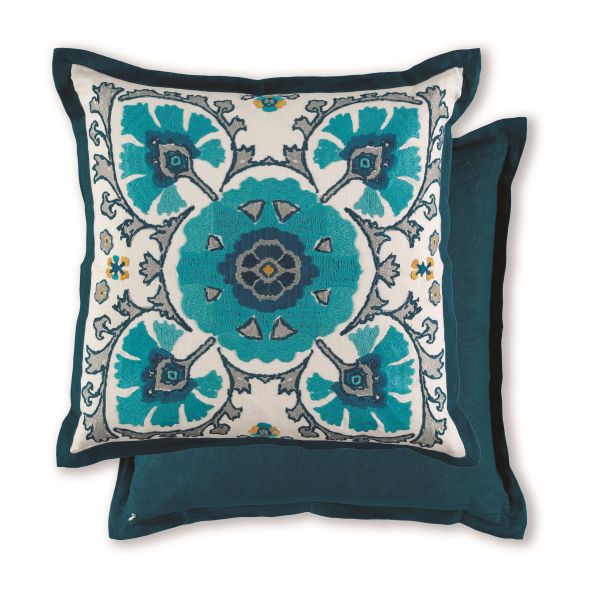 Alexi Cushion by William Yeoward in Peacock