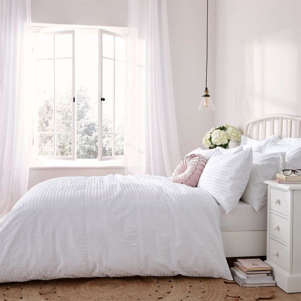 Emma Seersucker Bedding Set by Laura Ashley in White