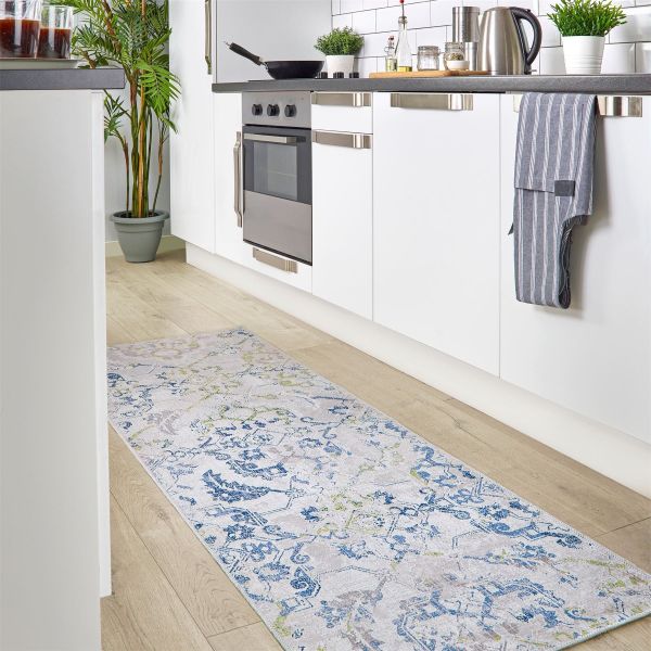 Origins Washable Florence Traditional Runner Rug in Multi
