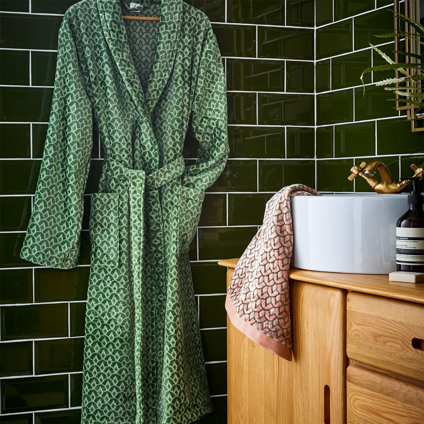 Geo Wave Ted Sage Robe Green in Baker by