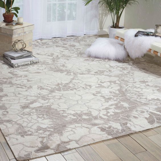 Divine Rugs DIV06 in Ivory by Nourison