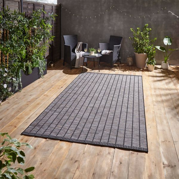 Santa Monica A041 Indoor Outdoor Stripe Rug in Black