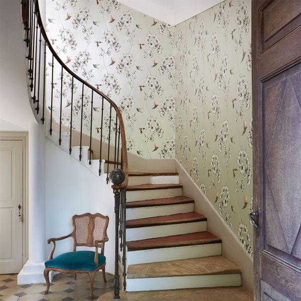 Amazilia Floral 111062 Wallpaper by Harlequin in Silver Grey