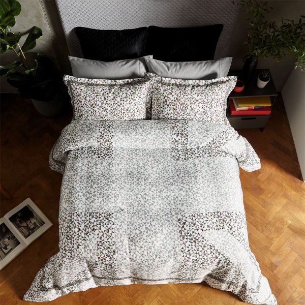 Uxman Geometric Bedding by Ted Baker in Multi